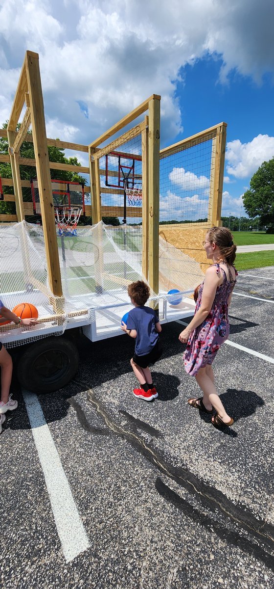 Mobile Basketball Trailer photo 2